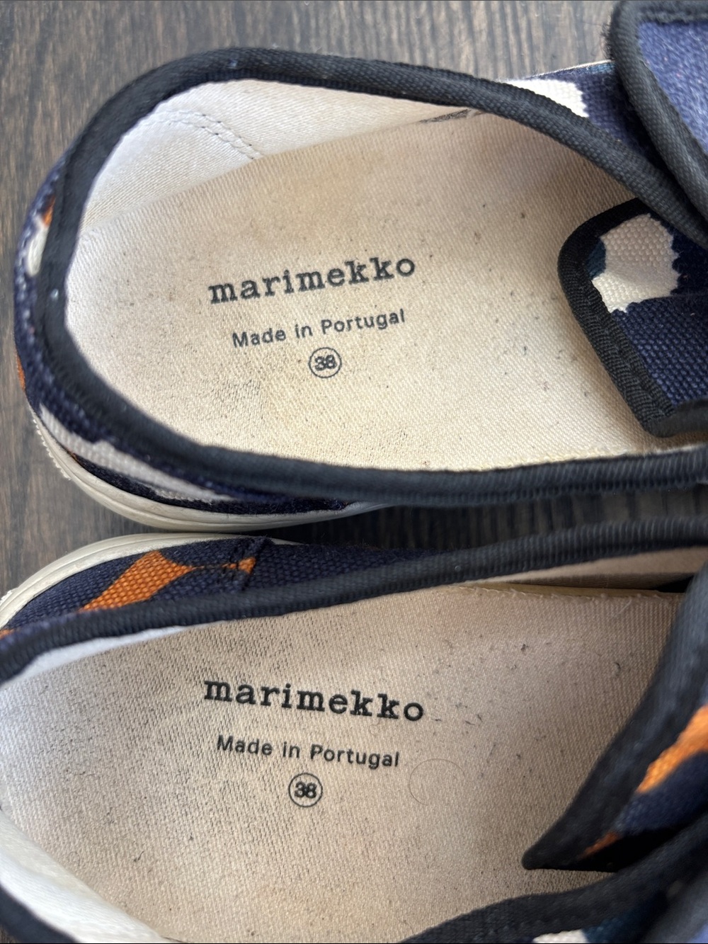 Marimekko Marka slip on sneakers,navy/orange/cream canvas print, size 38 - Picture 2 of 8